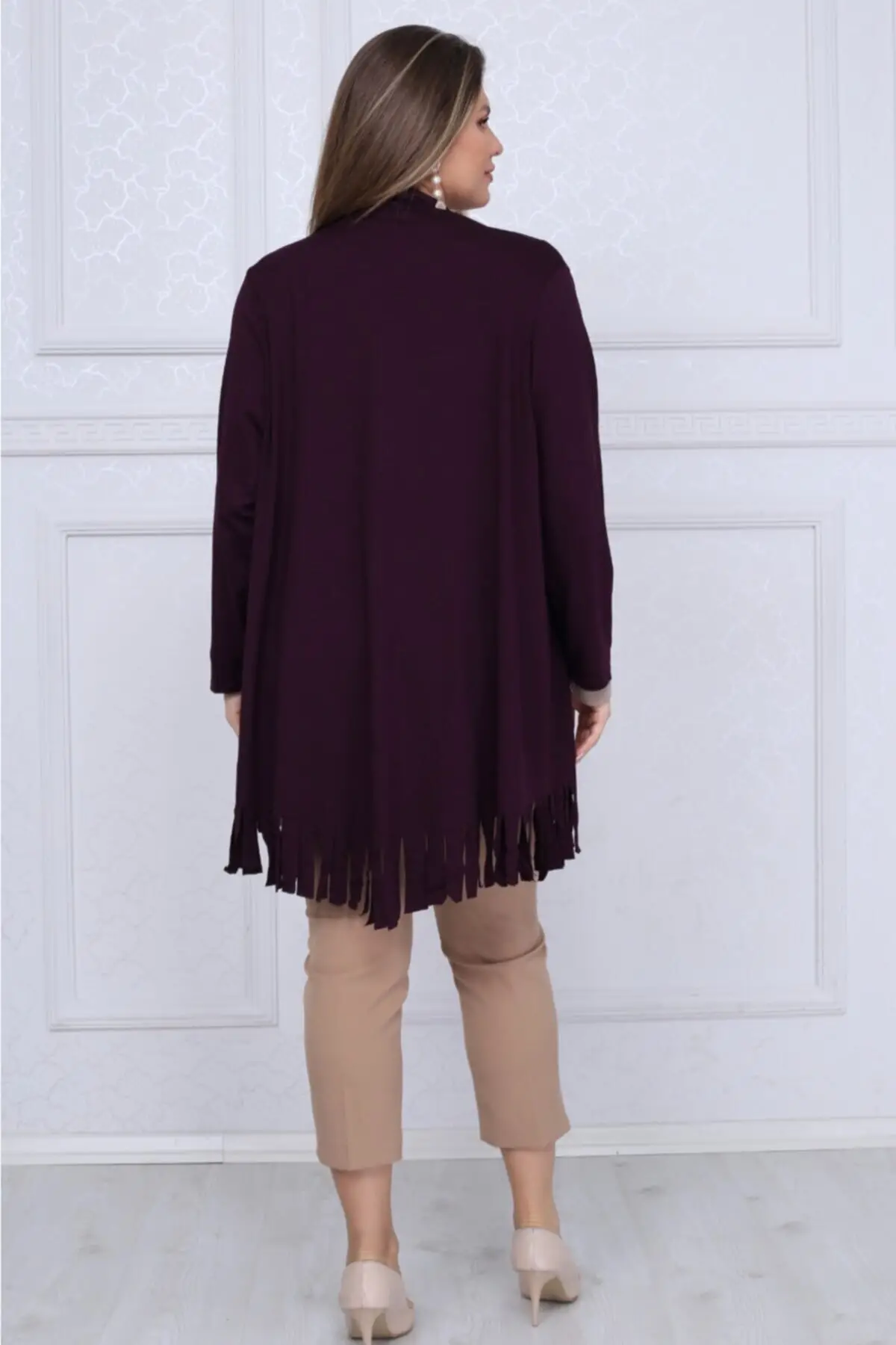 KADIN MOR BÜYÜK BEDEN ASİMETRİK KESİM PÜSKÜLLÜ SALAŞ LİKRALI VİSKON HIRKA