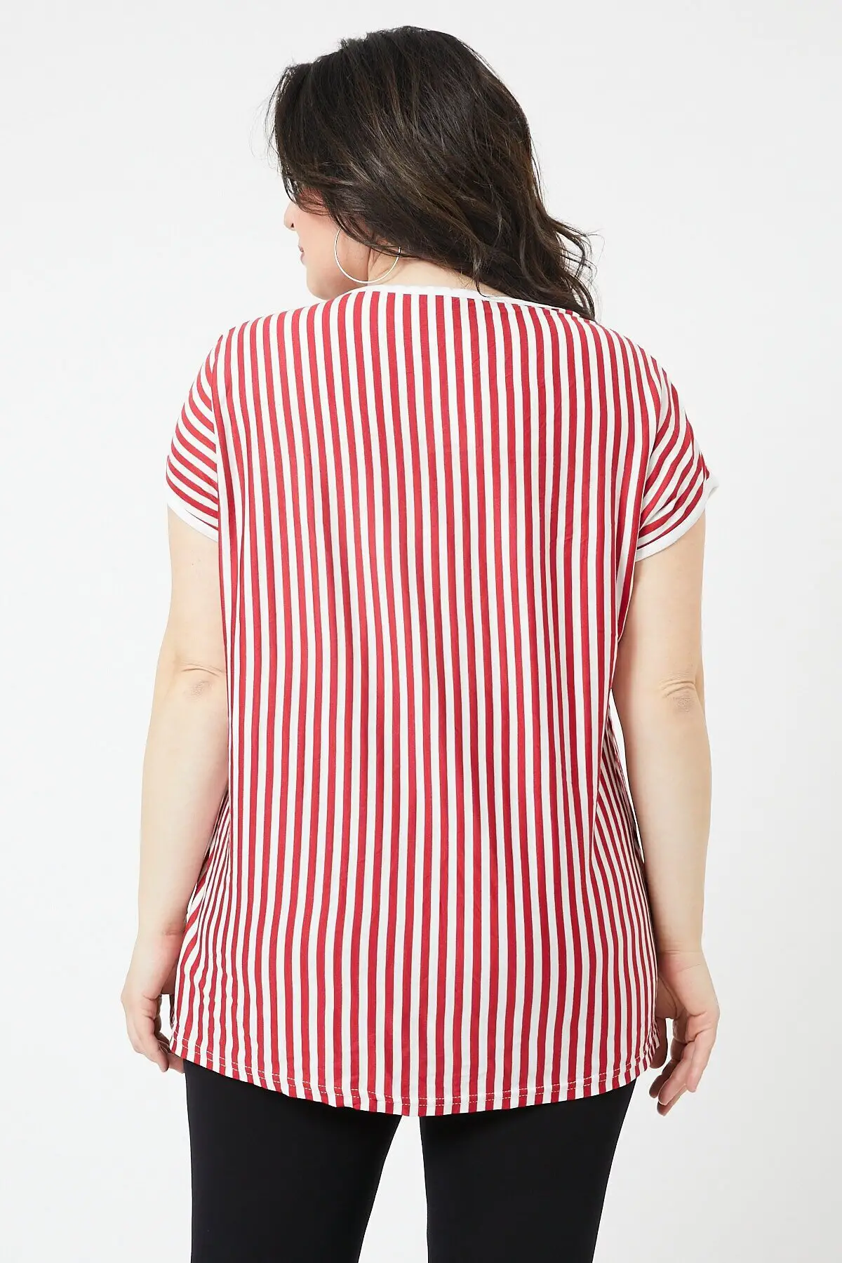 KADIN KIRMIZI BÜYÜK BEDEN ÇİZGİLİ ÜSTÜ FİLE DETAY LİKRALI VİSKON T-SHIRT