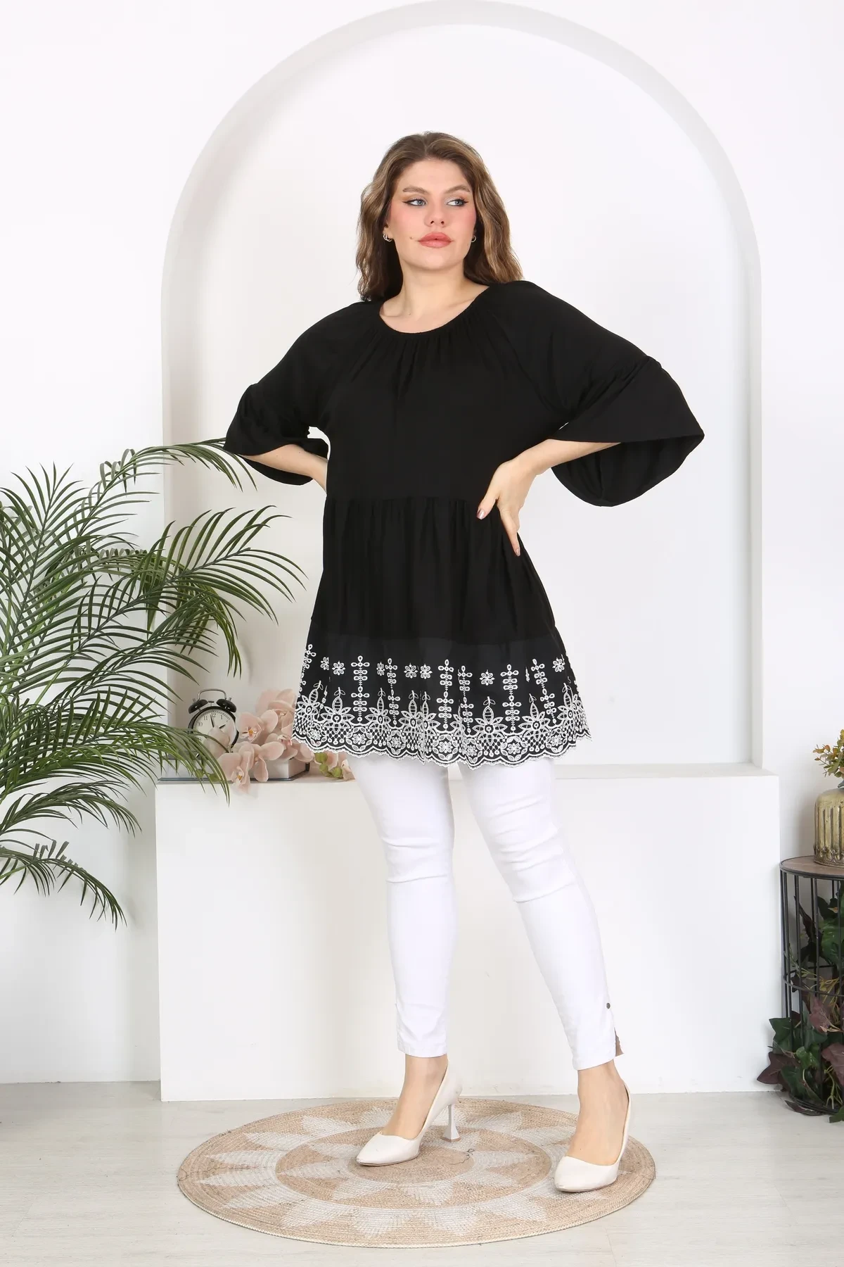 KADIN BÜYÜK BEDEN MADONNA YAKA ETEK FİSTO DETAY ESNEK VİSKON TUNİK