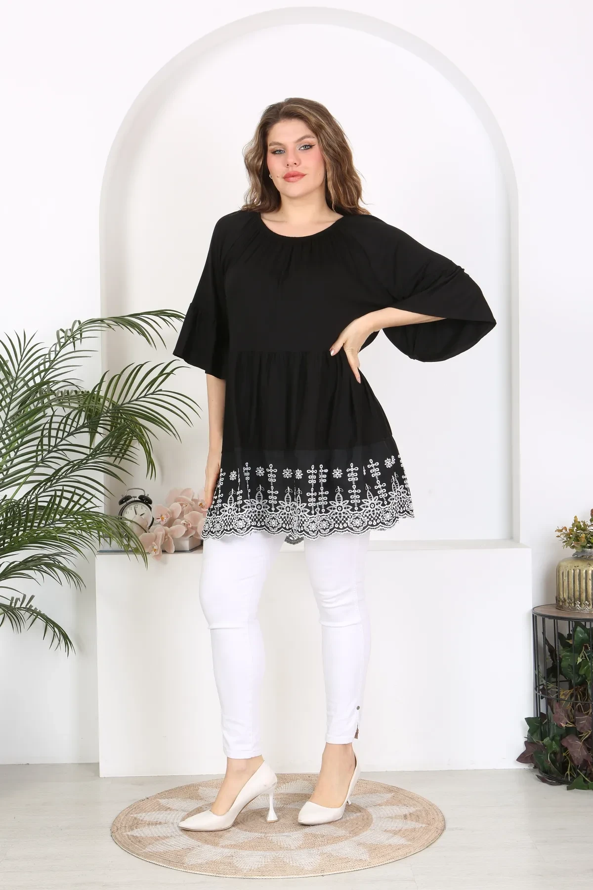 KADIN BÜYÜK BEDEN MADONNA YAKA ETEK FİSTO DETAY ESNEK VİSKON TUNİK