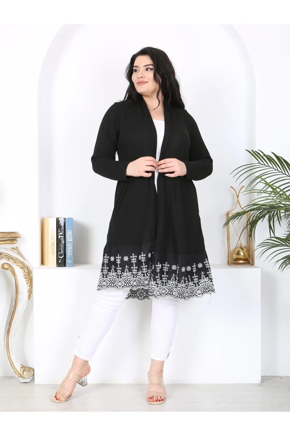 KADIN BÜYÜK BEDEN ETEĞİ FİSTO DETAY SALAŞ ESNEK VİSKON HIRKA