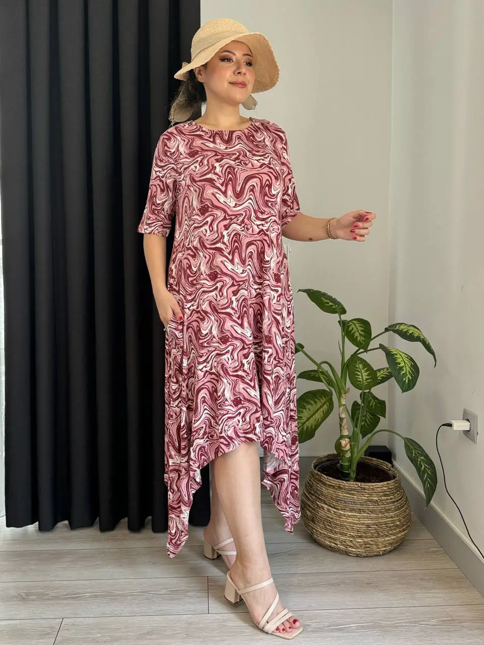 KADIN BÜYÜK BEDEN ETNİK DESEN ASİMETRİK KESİM ESNEK VİSKON ELBİSE