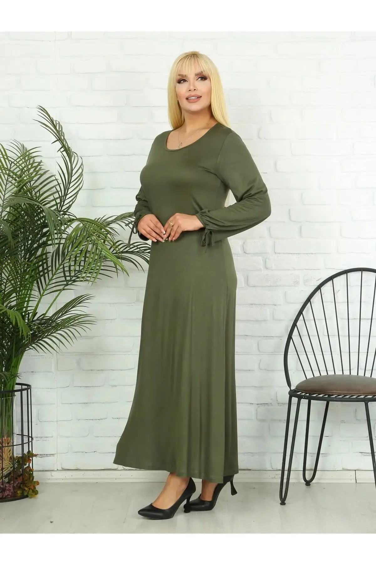 KADIN BÜYÜK BEDEN BAĞLAMALI BALON KOL ESNEK VİSKON ELBİSE