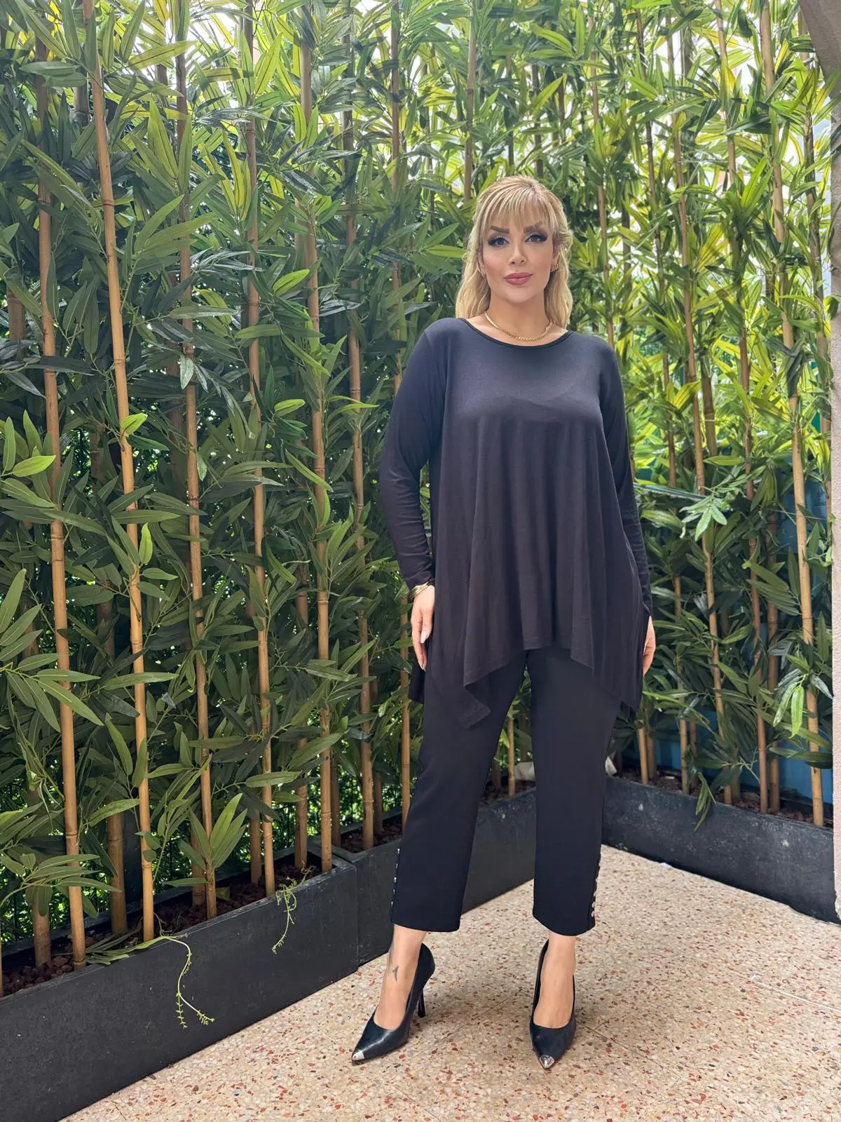 KADIN BÜYÜK BEDEN YIRTMAÇLI SALAŞ VİSKON TUNİK