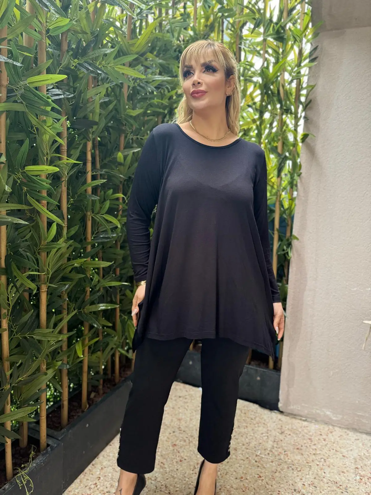 KADIN BÜYÜK BEDEN YIRTMAÇLI SALAŞ VİSKON TUNİK