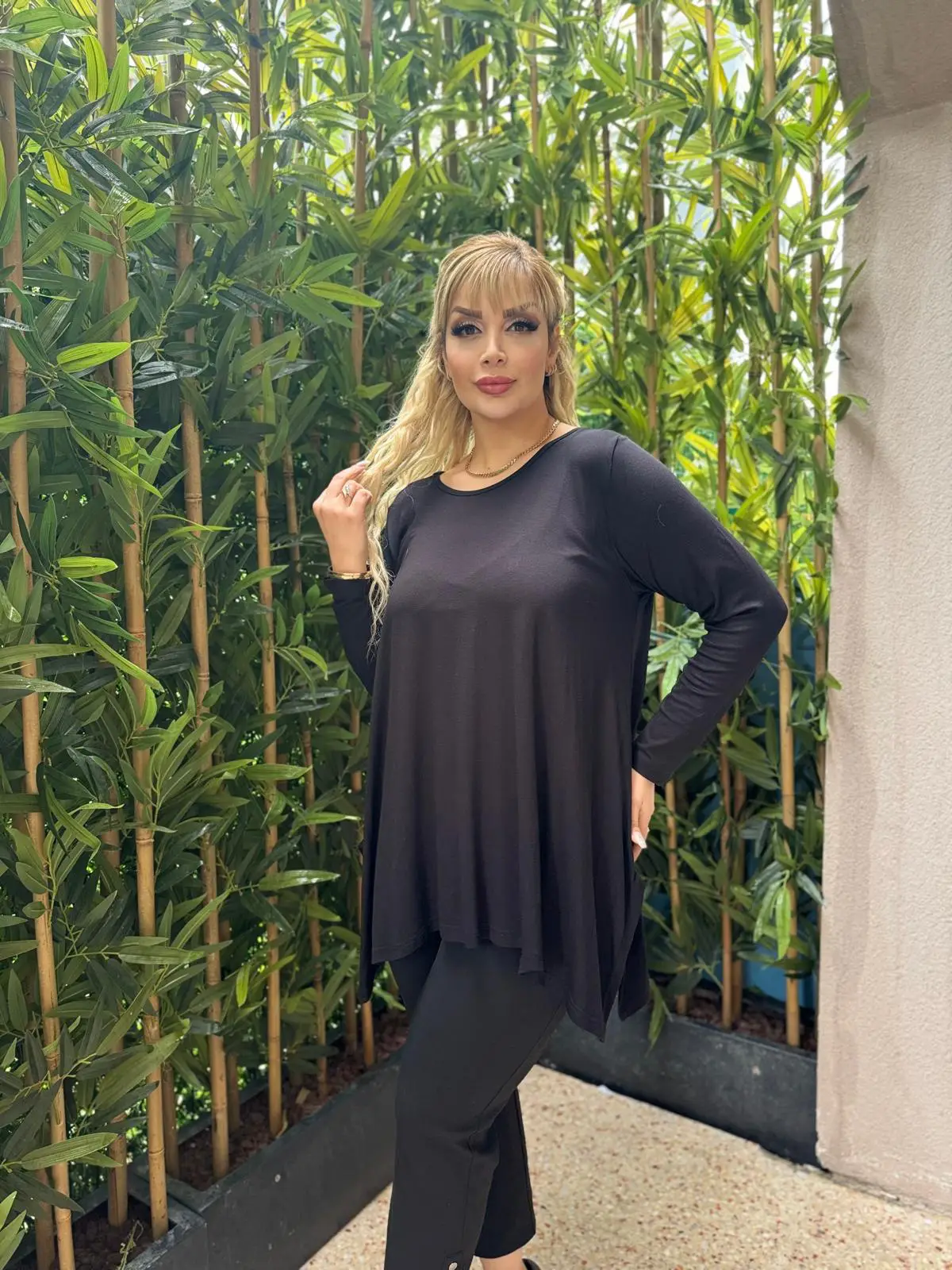 KADIN BÜYÜK BEDEN YIRTMAÇLI SALAŞ VİSKON TUNİK