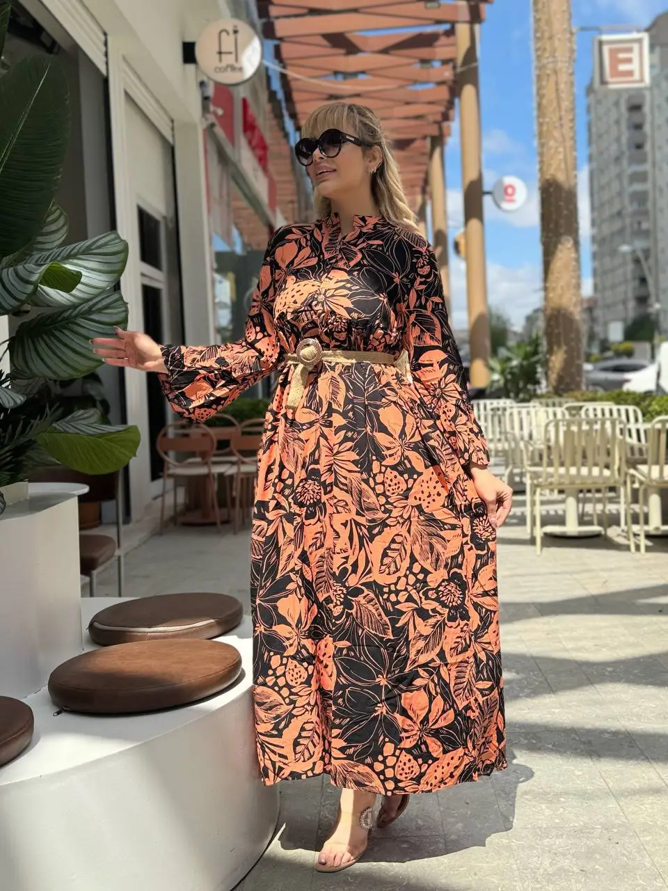 KADIN BÜYÜK BEDEN DÜĞMELİ YAKASI PATLI İSPANYOL KOL DOKUMA ELBİSE