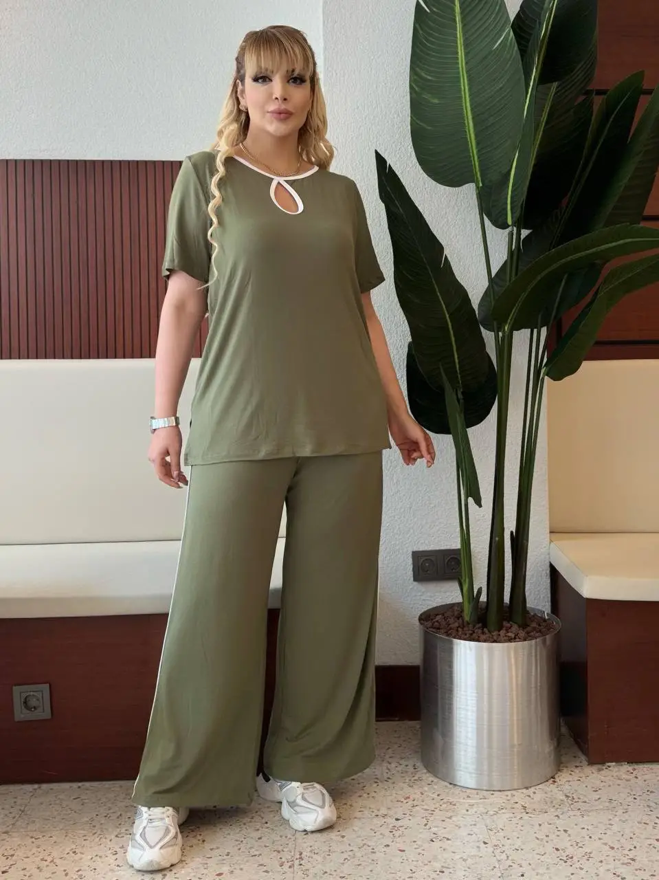 KADIN BÜYÜK BEDEN CEPLİ BİYELİ DAMLA DETAY LİKRALI VİSKON TAKIM