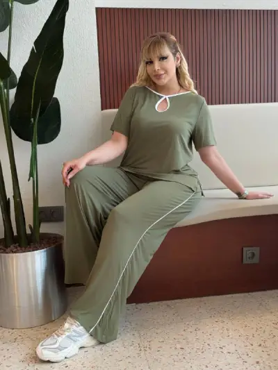 KADIN BÜYÜK BEDEN CEPLİ BİYELİ DAMLA DETAY LİKRALI VİSKON TAKIM