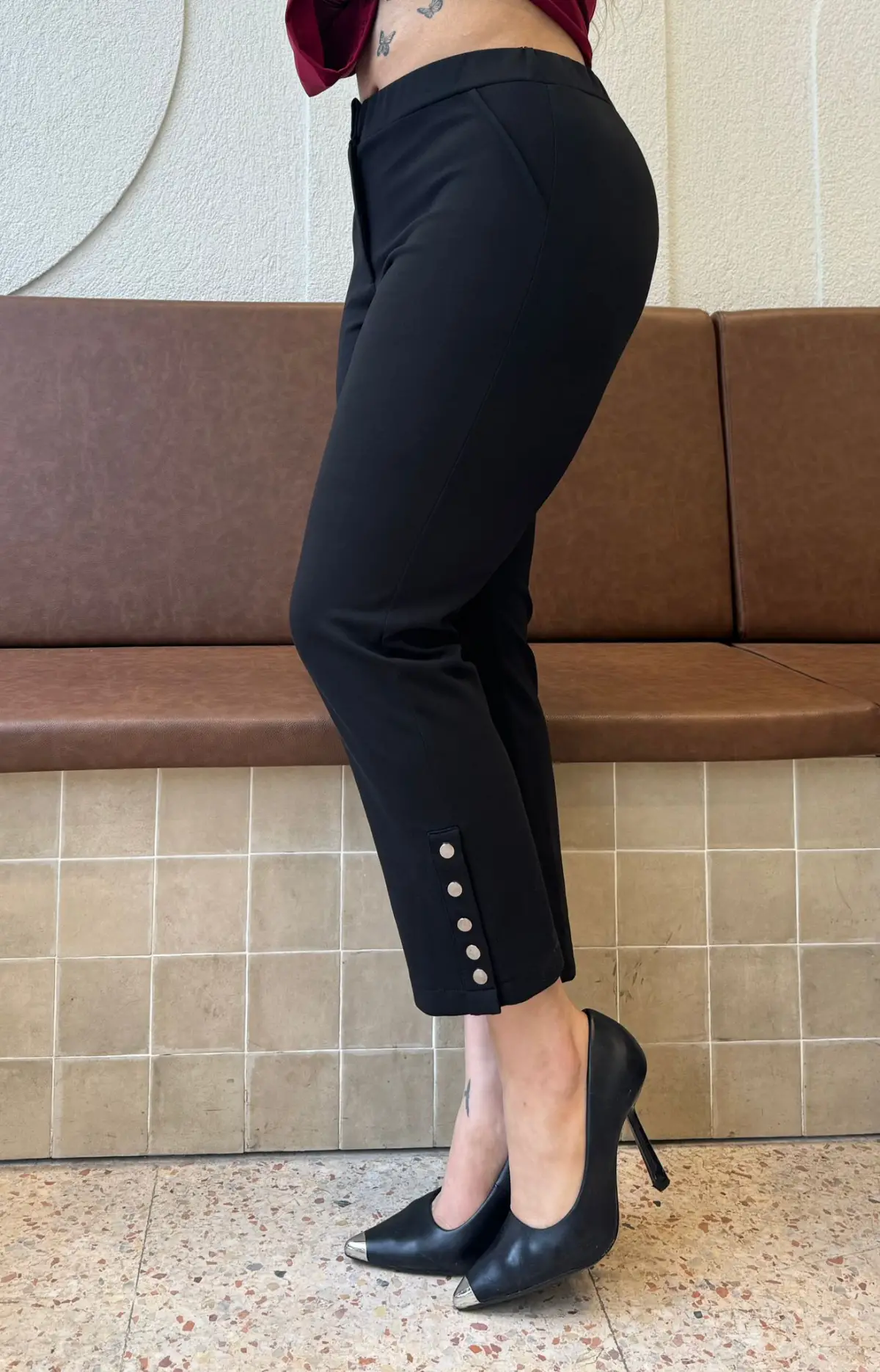  KADIN BÜYÜK BEDEN PAÇA ÇITÇIT DETAY FERMUARLI BİLEK BOY LİKRALI ÇELİK PANTOLON