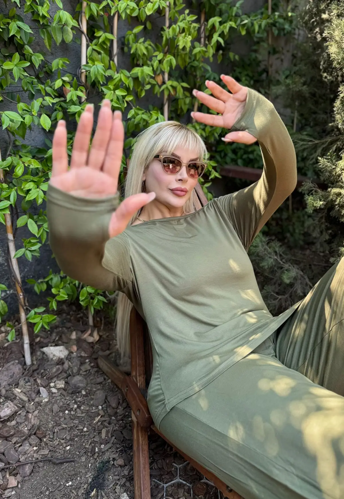  KADIN BÜYÜK BEDEN DEGAJE YAKA ASİMETRİK YIRTMAÇLI ESNEK VİSKON TAKIM