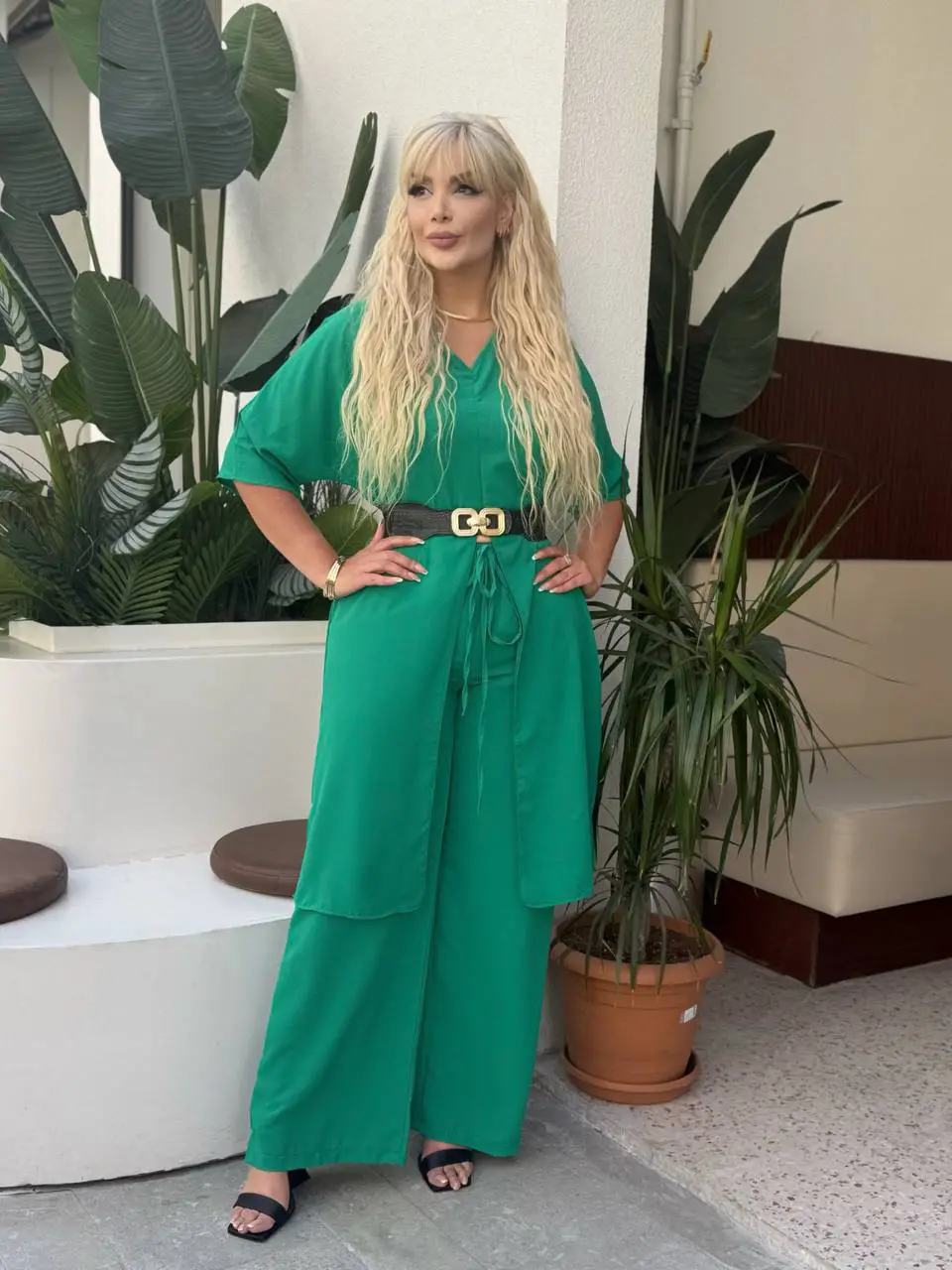 KADIN BÜYÜK BEDEN YIRTMAÇLI V YAKA DETAY DOKUMA JESSİCA TAKIM ( KEMER DAHİL DEĞİL )