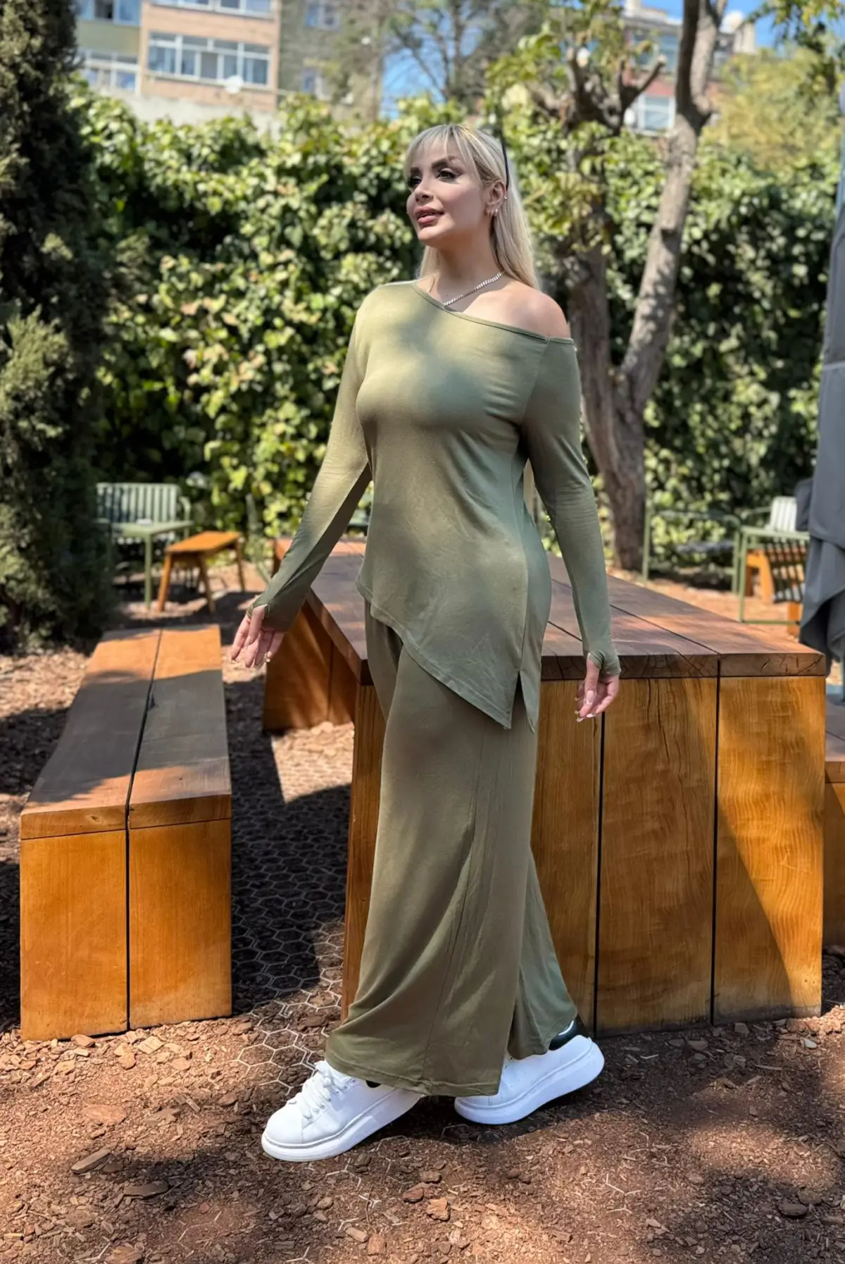  KADIN BÜYÜK BEDEN DEGAJE YAKA ASİMETRİK YIRTMAÇLI ESNEK VİSKON TAKIM