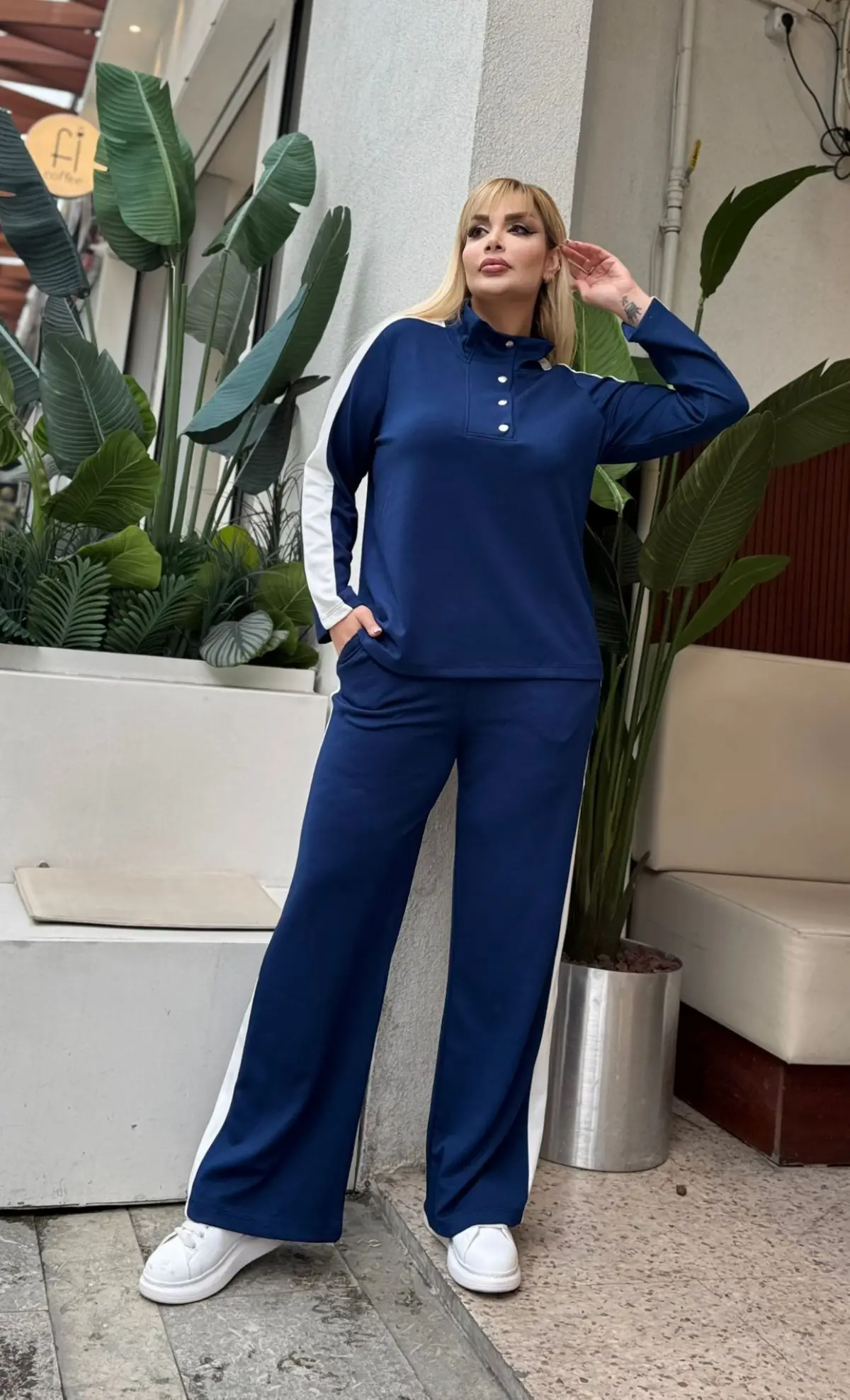 KADIN BÜYÜK BEDEN ÇITÇITLI DEVRİK YAKA LİKRALI OYSHO KUMAŞ TAKIM