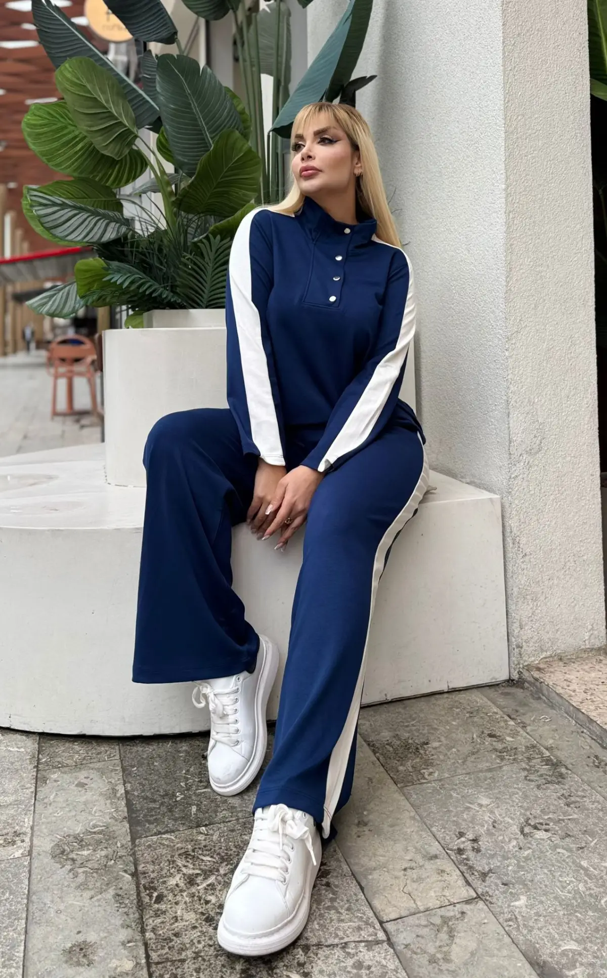 KADIN BÜYÜK BEDEN ÇITÇITLI DEVRİK YAKA LİKRALI OYSHO KUMAŞ TAKIM