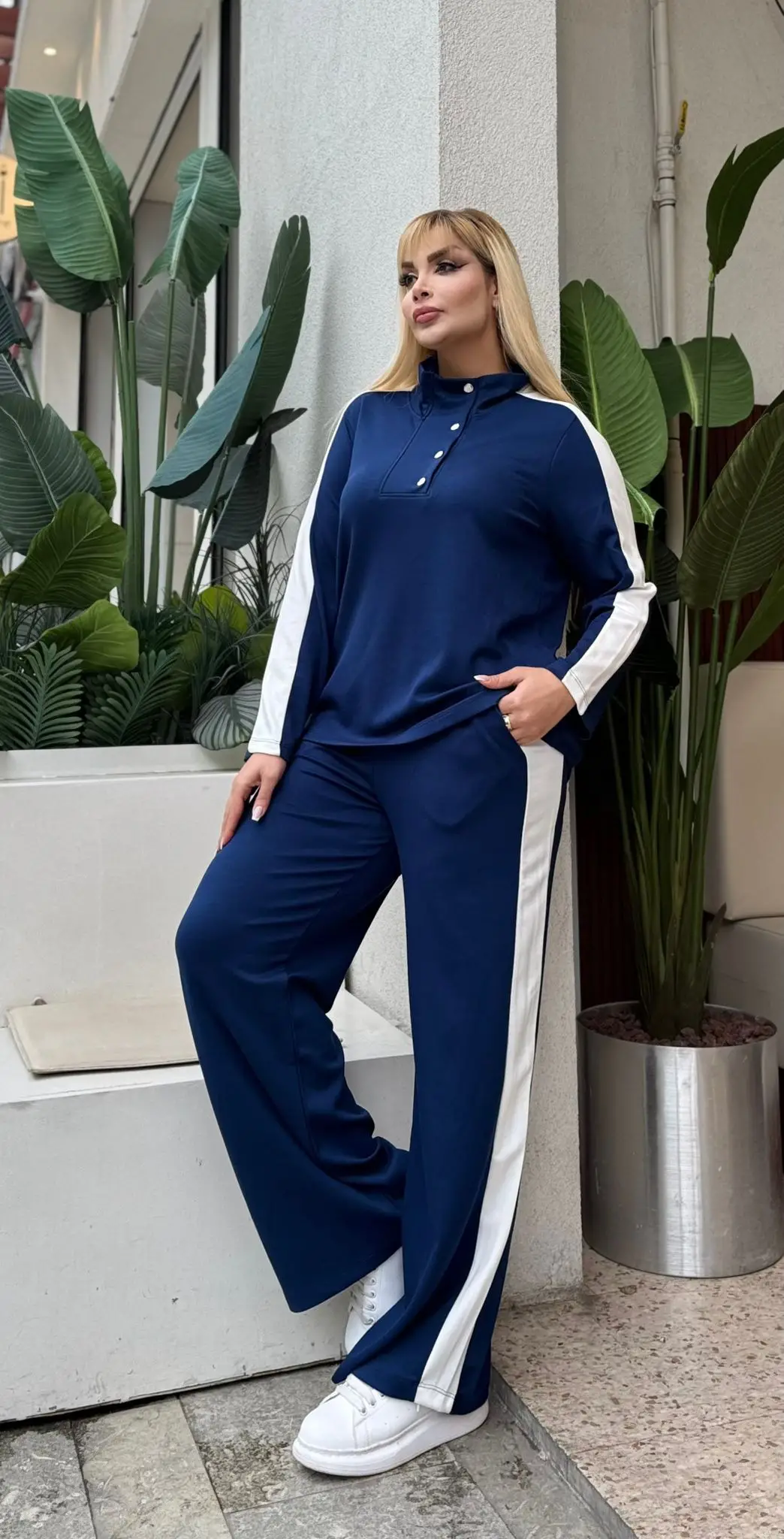 KADIN BÜYÜK BEDEN ÇITÇITLI DEVRİK YAKA LİKRALI OYSHO KUMAŞ TAKIM