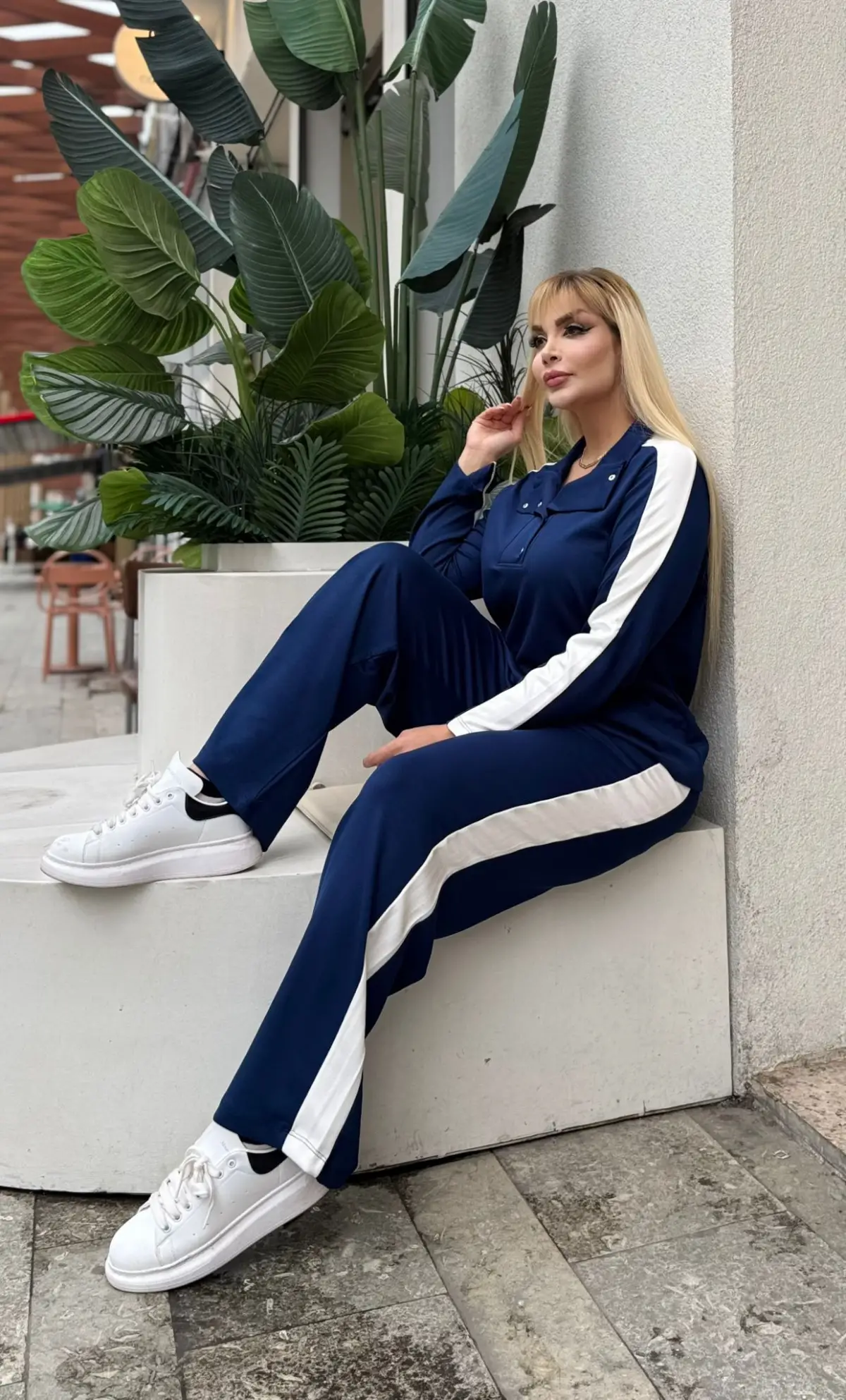 KADIN BÜYÜK BEDEN ÇITÇITLI DEVRİK YAKA LİKRALI OYSHO KUMAŞ TAKIM