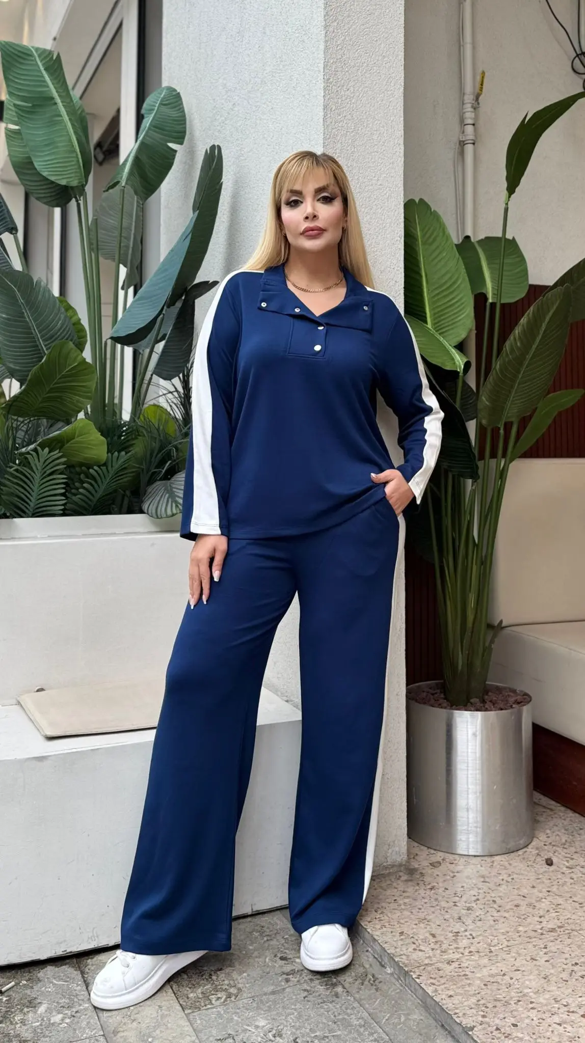 KADIN BÜYÜK BEDEN ÇITÇITLI DEVRİK YAKA LİKRALI OYSHO KUMAŞ TAKIM