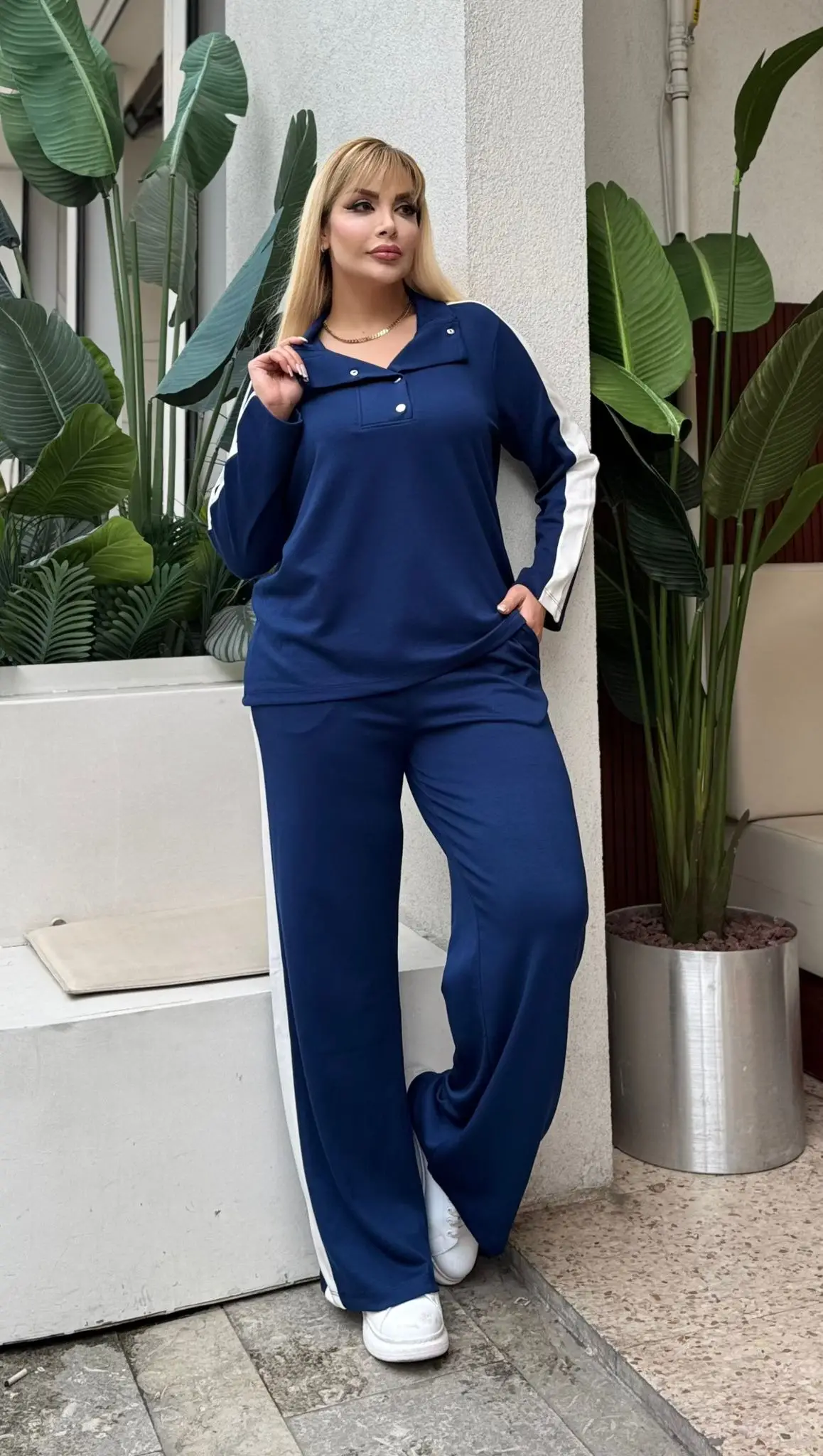 KADIN BÜYÜK BEDEN ÇITÇITLI DEVRİK YAKA LİKRALI OYSHO KUMAŞ TAKIM