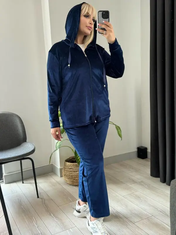 KADIN BÜYÜK BEDEN KAPŞONLU FERMUARLI ESNEK İTHAL KADİFE TAKIM